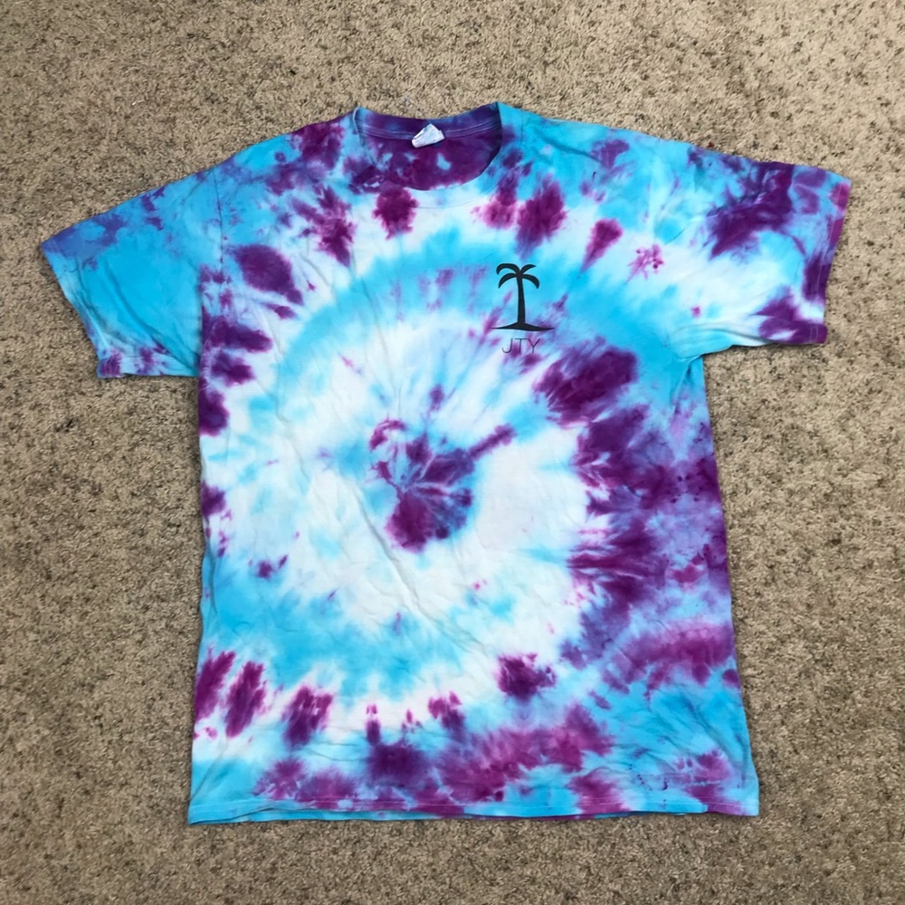 Vintage tiedye shirt